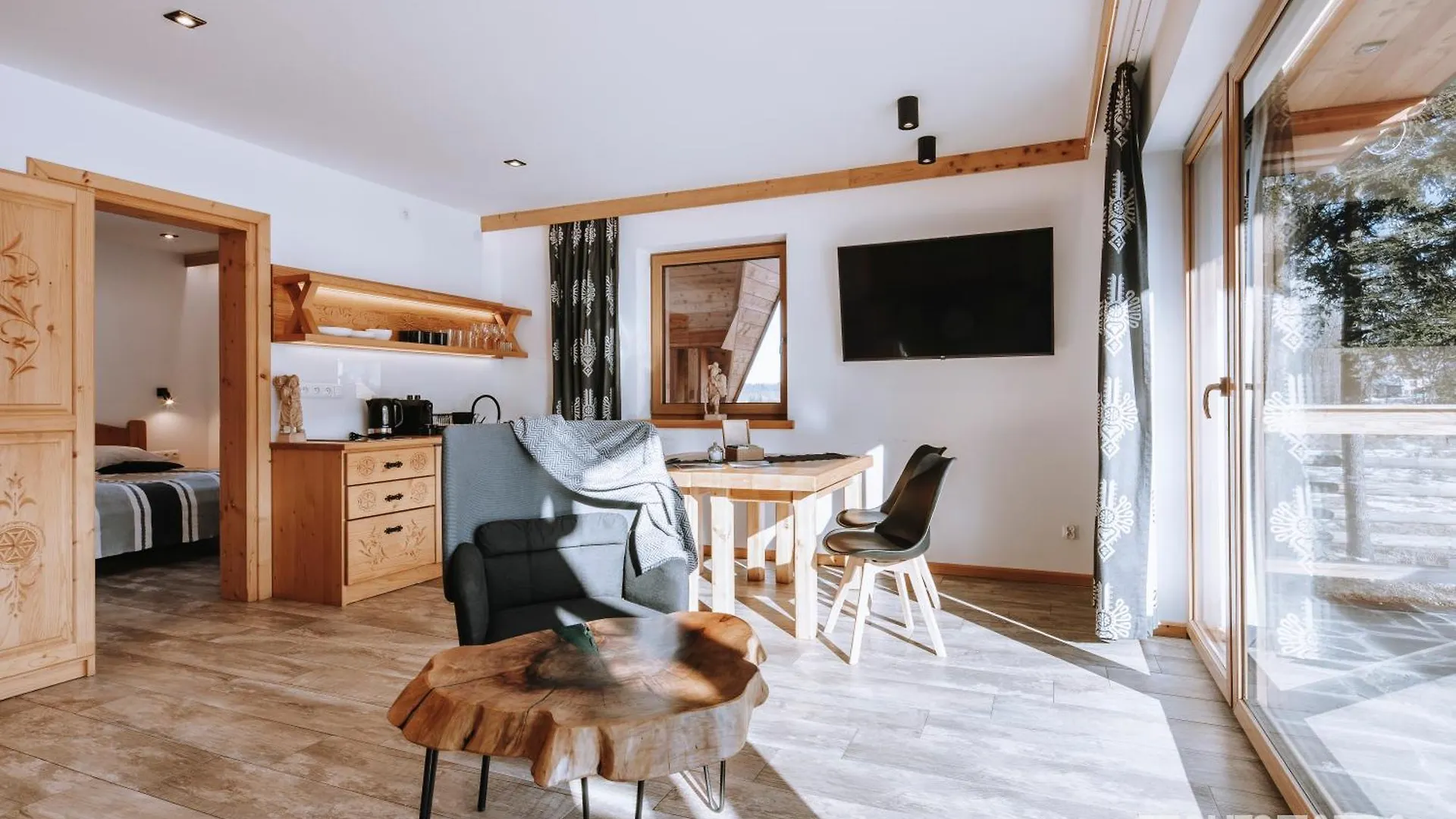 Bialy Mis Apartamenty Art & Design Закопане